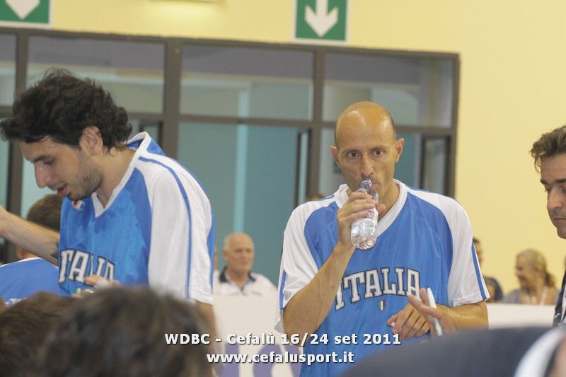 110921 basket 186_tn.jpg